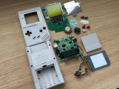Original Off-White/Grey Game Boy DMG-01
